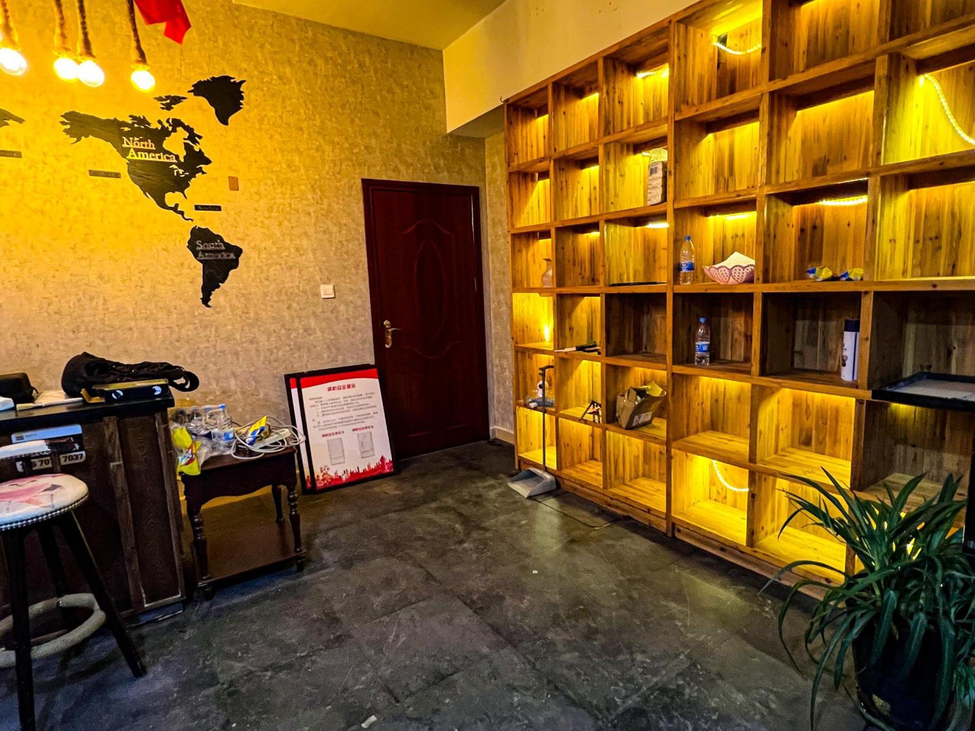 زانغجياجي Little White House Homestay - Tianmen Mountain Scenic Area المظهر الخارجي الصورة