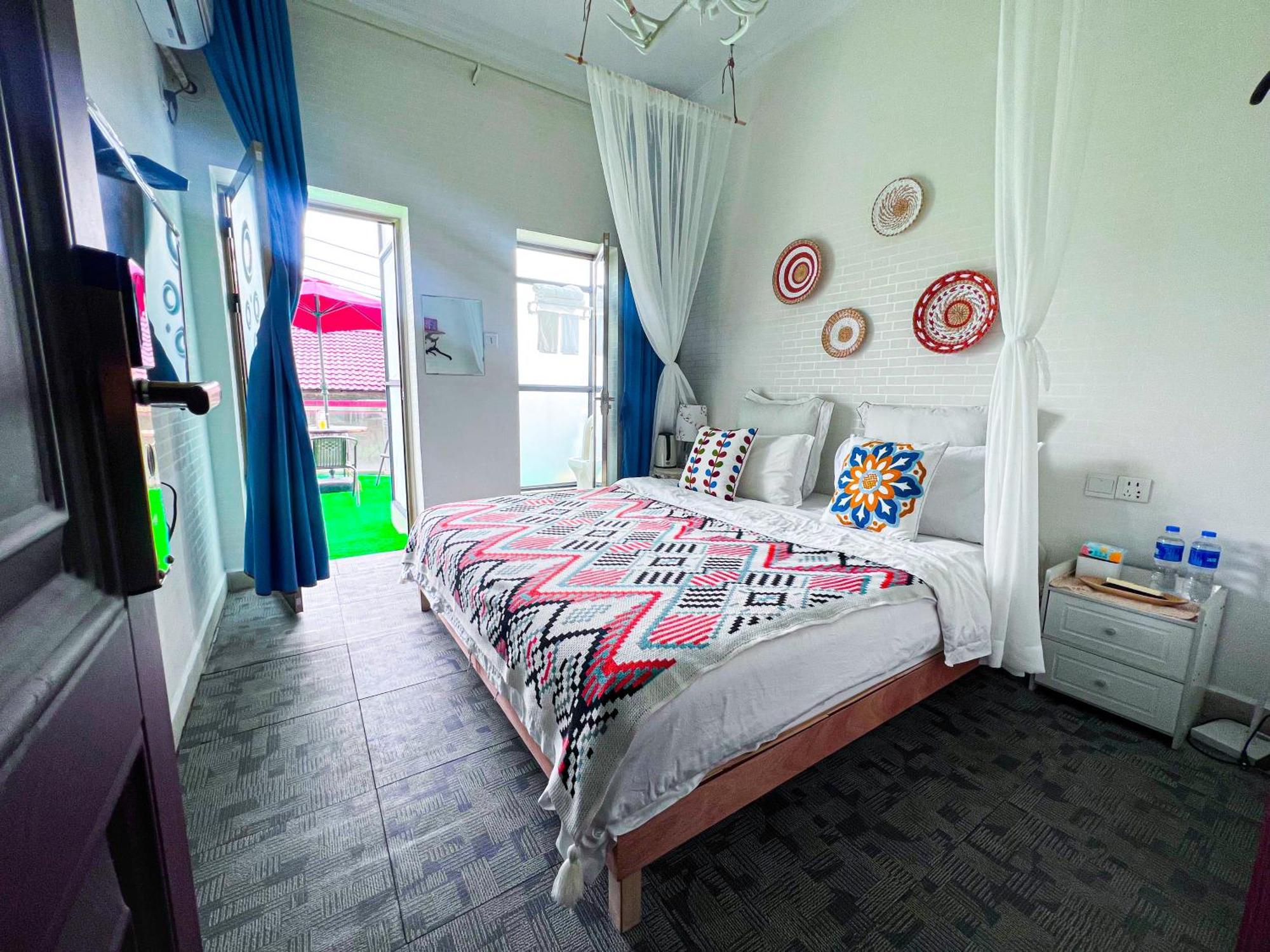 زانغجياجي Little White House Homestay - Tianmen Mountain Scenic Area المظهر الخارجي الصورة