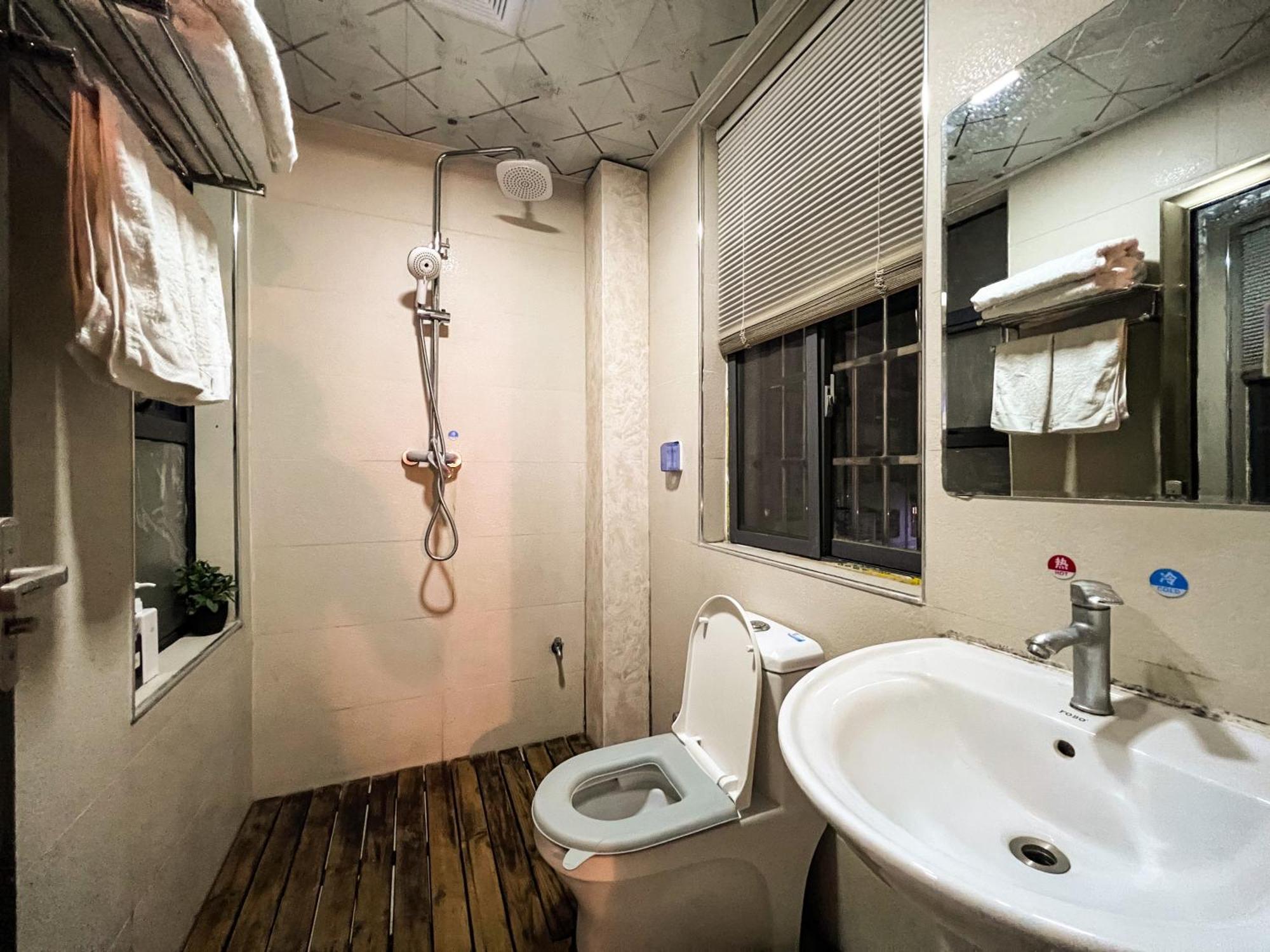 زانغجياجي Little White House Homestay - Tianmen Mountain Scenic Area المظهر الخارجي الصورة